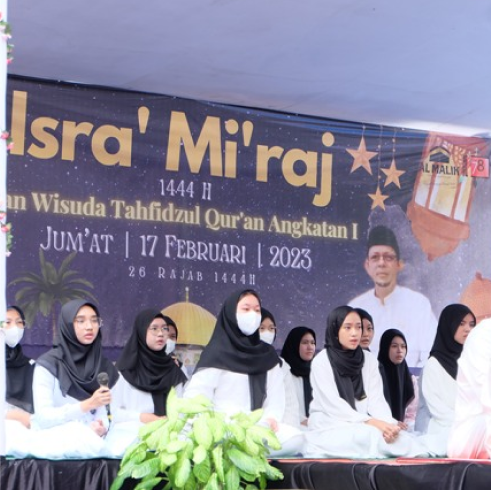 Isra Miraj di SMAN 78 dimeriahkan dengan Wisuda Tahfidzul Quran Angkatan Ke-I